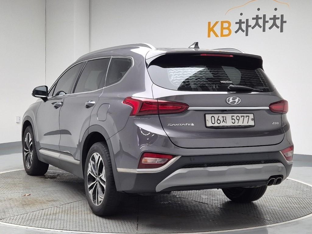 HYUNDAI Santa Fe - Vista 4