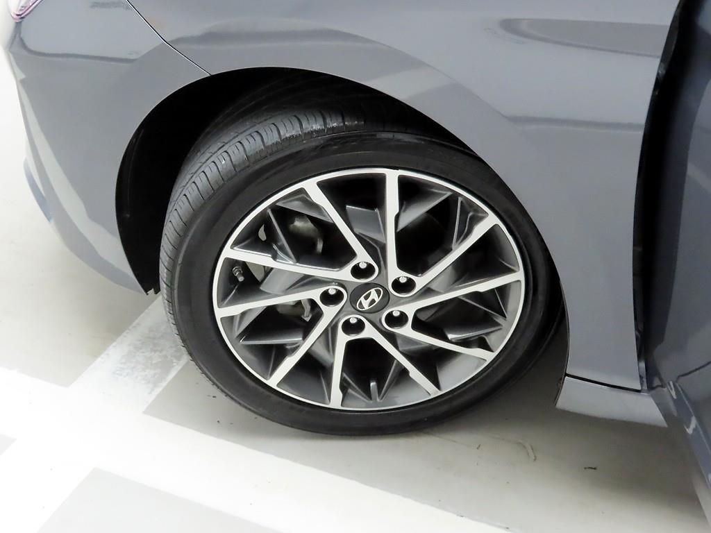 HYUNDAI Avante 2019 Gris - Importación desde Corea - HF Imports Iquique - Foto 18