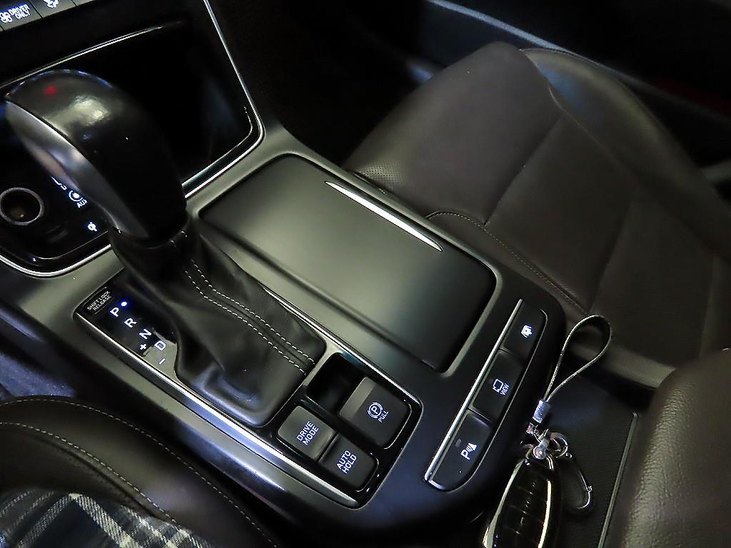 HYUNDAI Grandeur - Vista 12