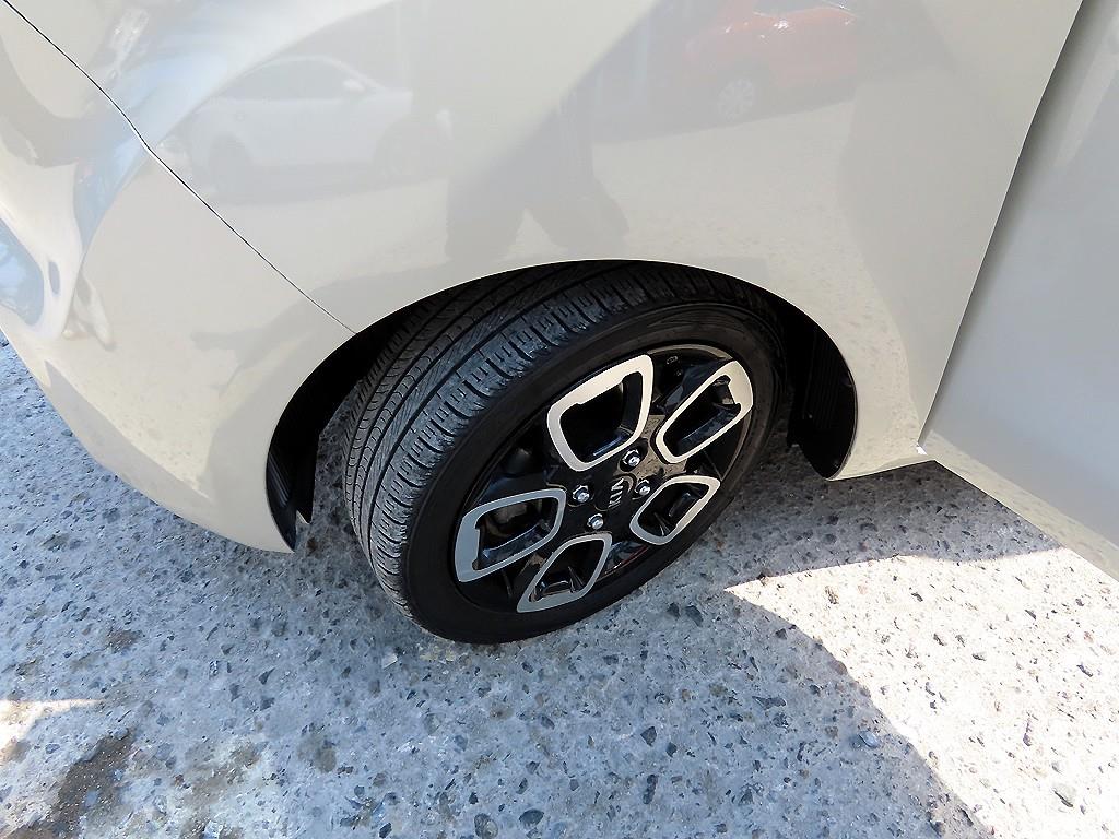 KIA Ray 2018 Blanco - Importación desde Corea - HF Imports Iquique - Foto 20