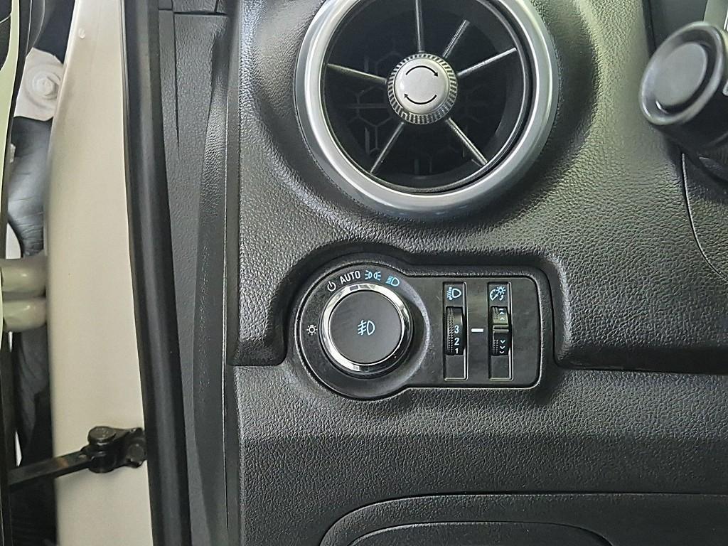 Chevrolet Trax 2014 Blanco - Importación desde Corea - HF Imports Iquique - Foto 17