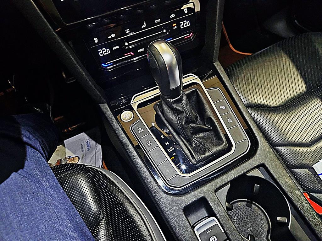 Volkswagen Arteon - Vista 6