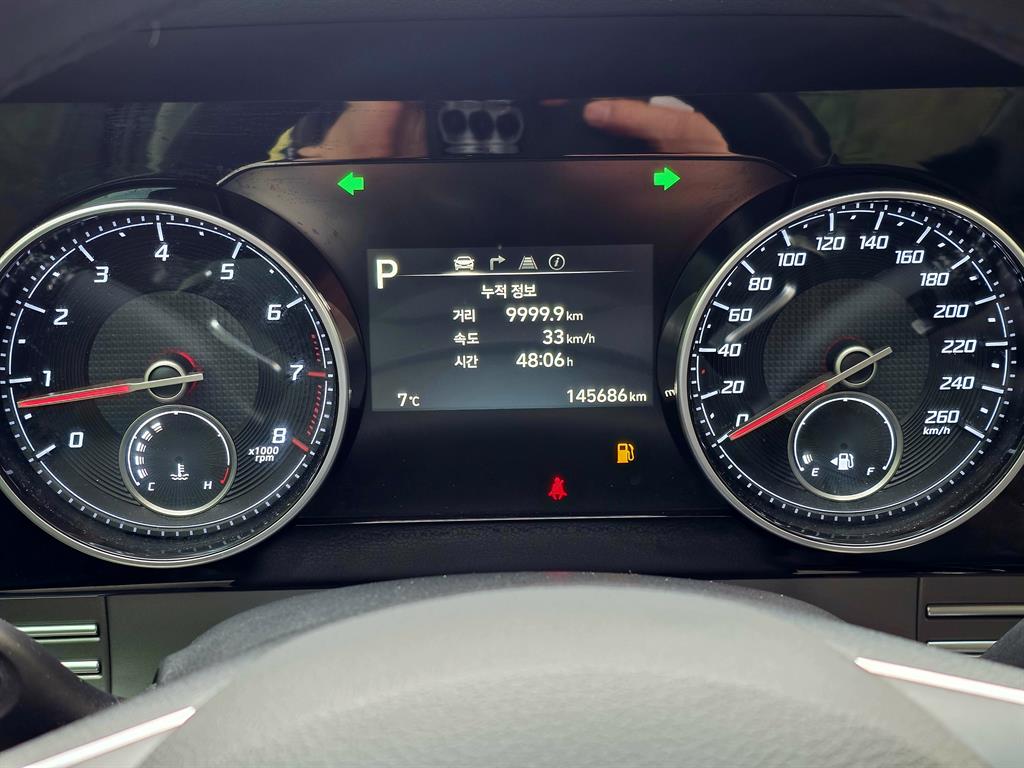 HYUNDAI Grandeur - Vista 5