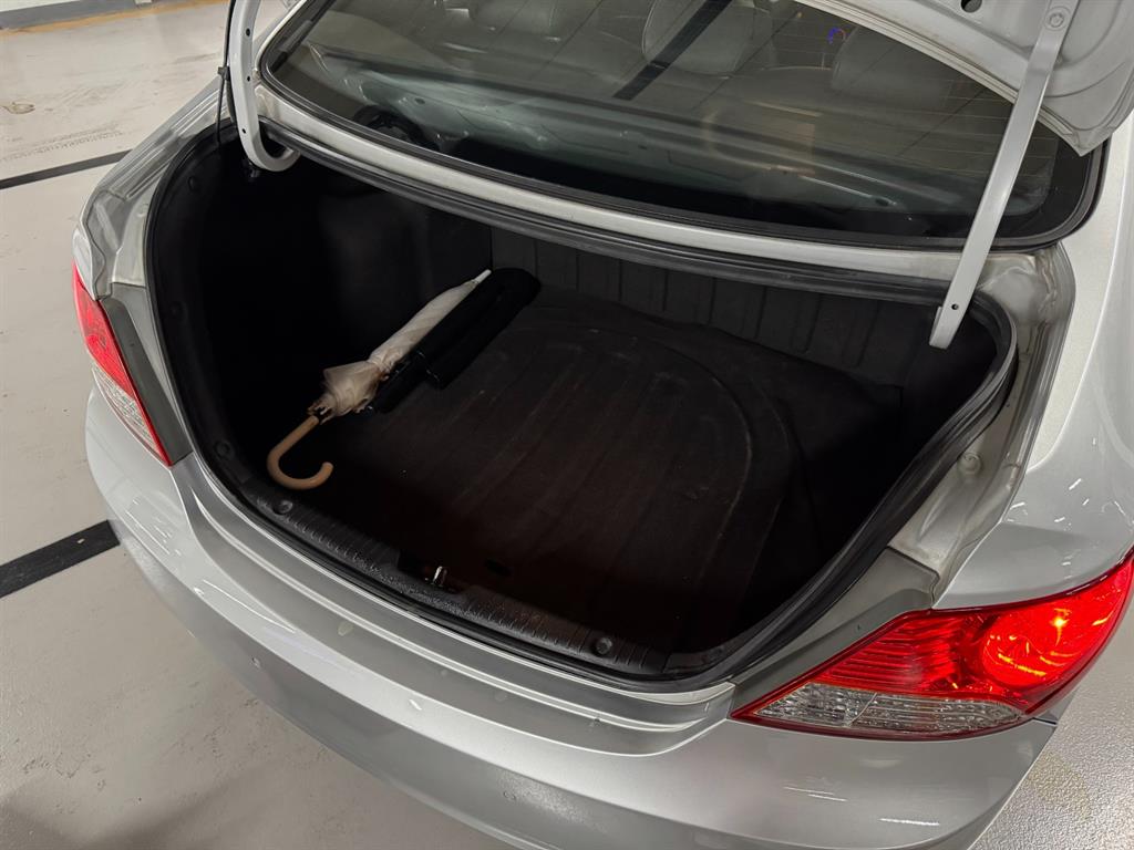 HYUNDAI Accent 2012 Plateado - Importación desde Corea - HF Imports Iquique - Foto 20