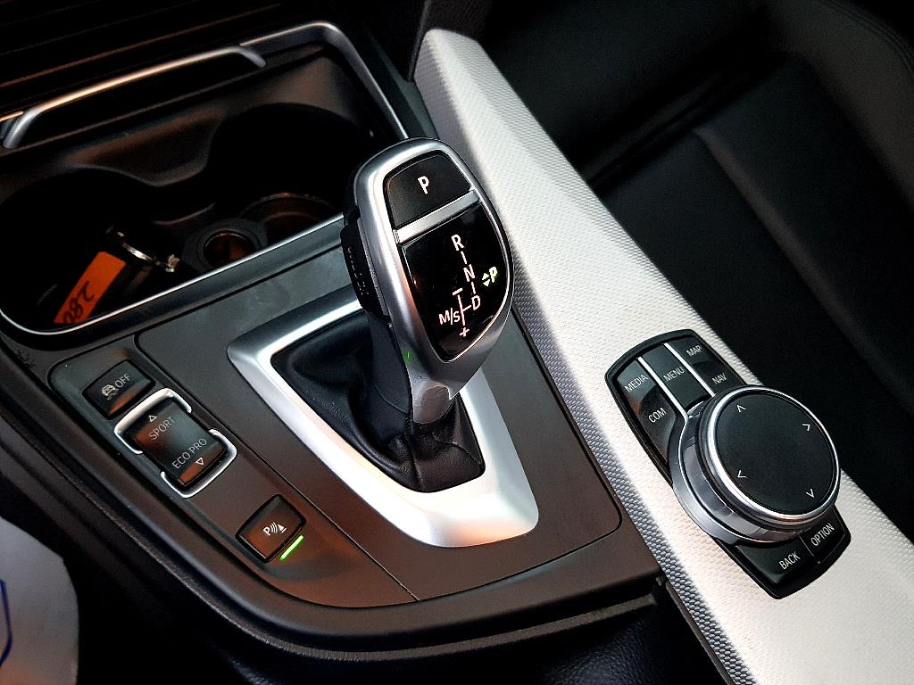 BMW 3 series 2017 Blanco - Importación desde Corea - HF Imports Iquique - Foto 13