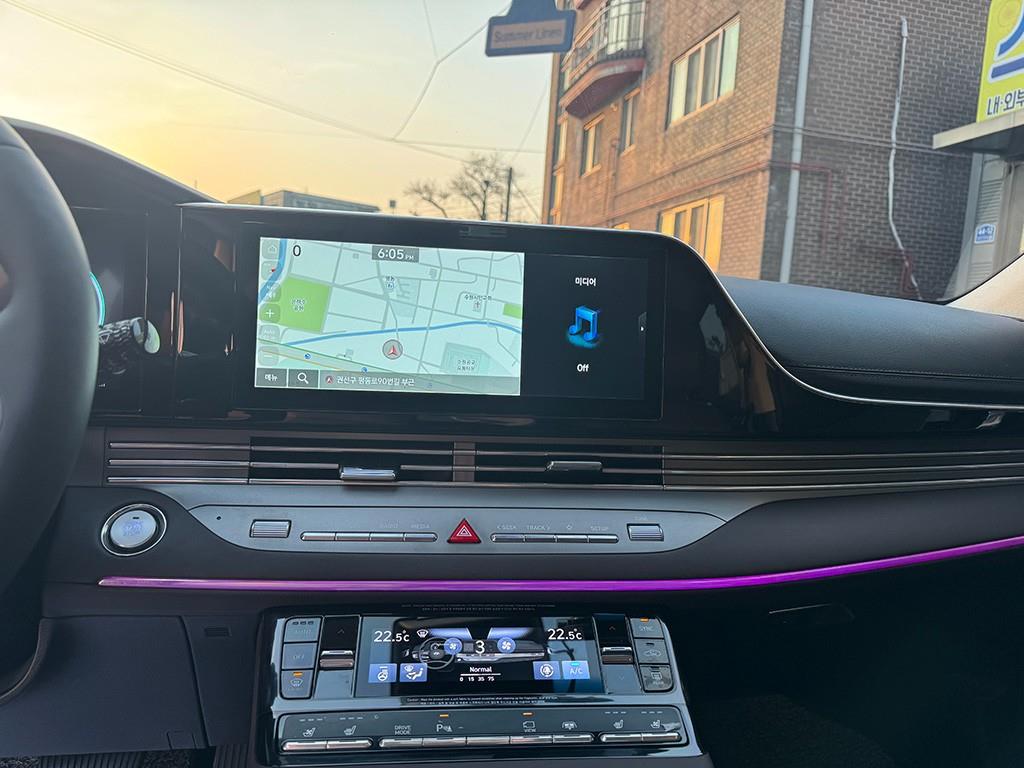 HYUNDAI Grandeur - Vista 10