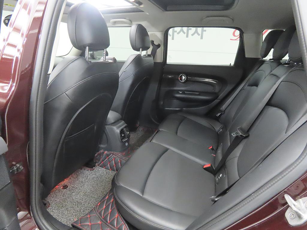 Mini Clubman - Vista 6