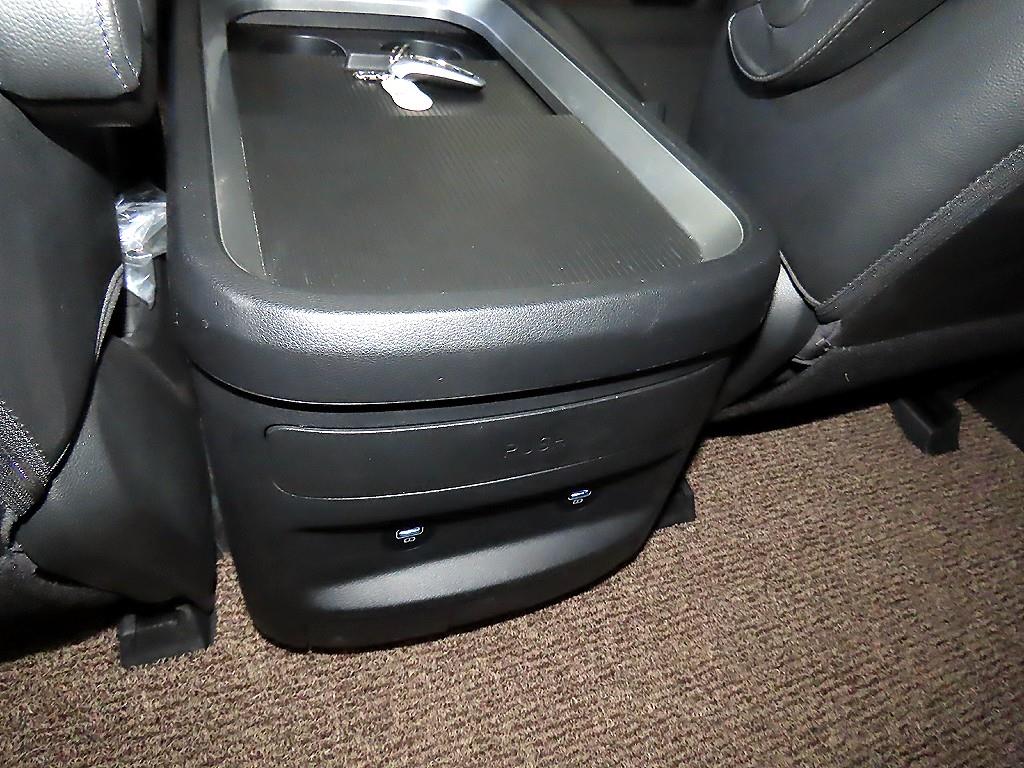 HYUNDAI Staria 2022 Gris - Importación desde Corea - HF Imports Iquique - Foto 17