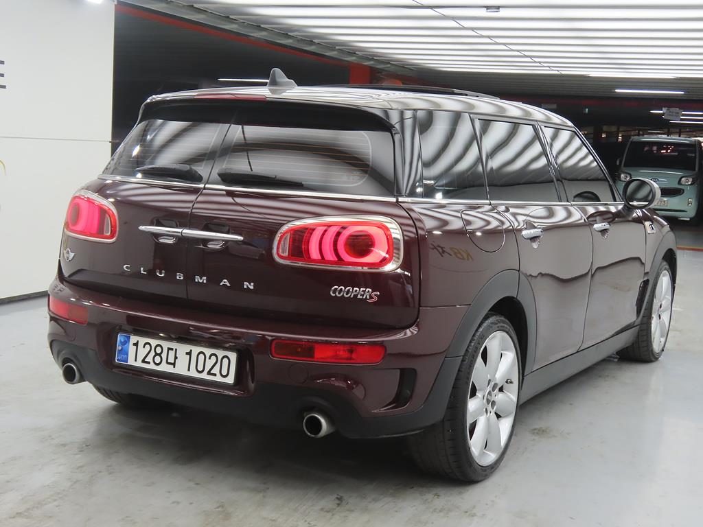 Mini Clubman - Vista 4
