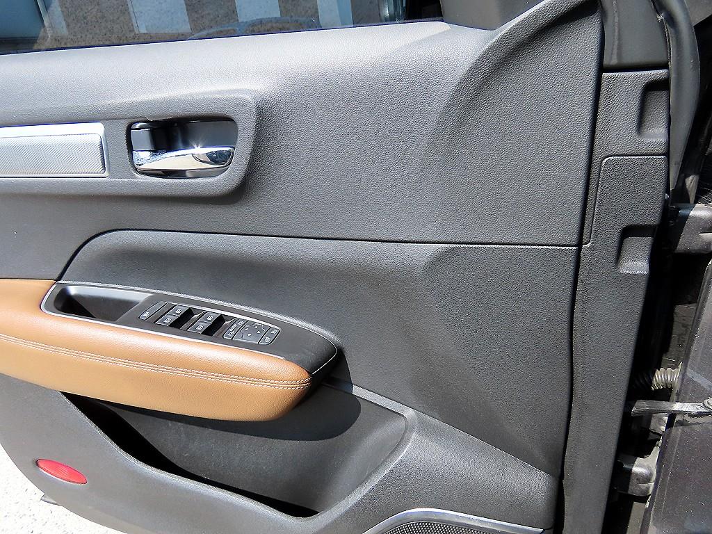 SAMSUNG QM6 - Vista 11