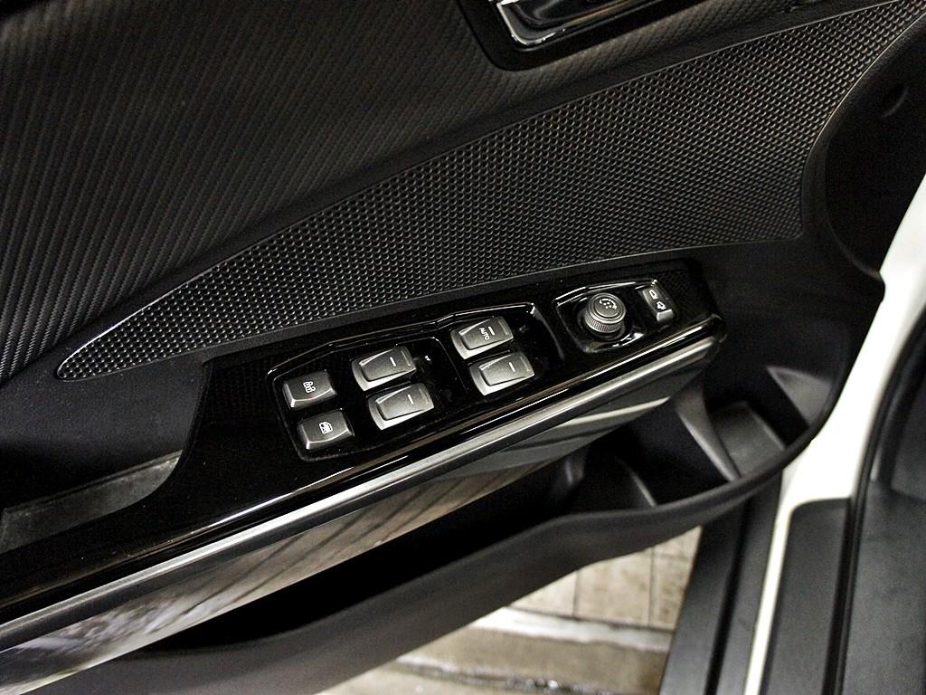 Ssangyong Tivoli 2022 Blanco - Importación desde Corea - HF Imports Iquique - Foto 13