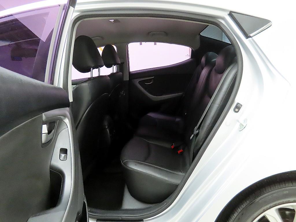 HYUNDAI Avante 2014 Gris - Importación desde Corea - HF Imports Iquique - Foto 14