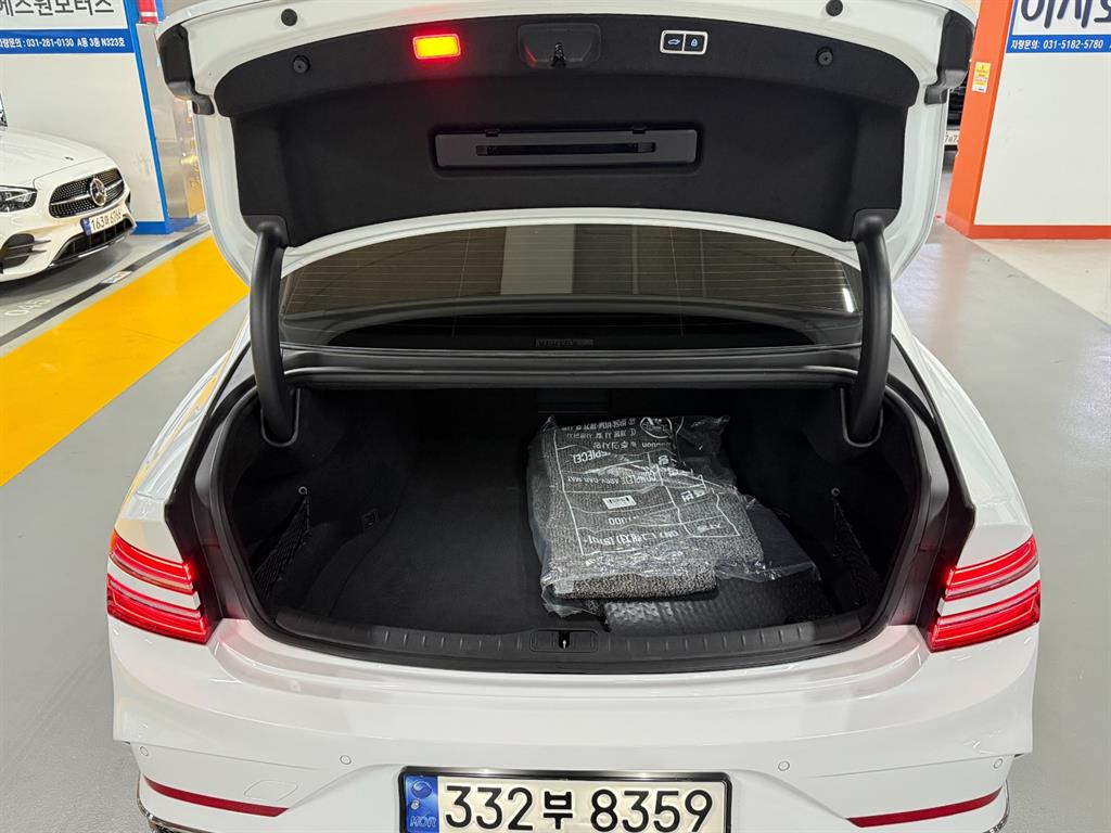 Genesis G80 2025 Blanco - Importación desde Corea - HF Imports Iquique - Foto 20