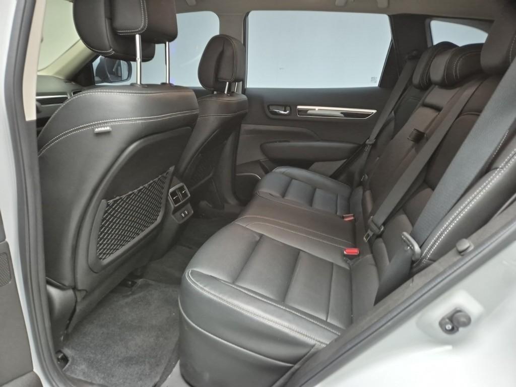 SAMSUNG QM6 - Vista 8