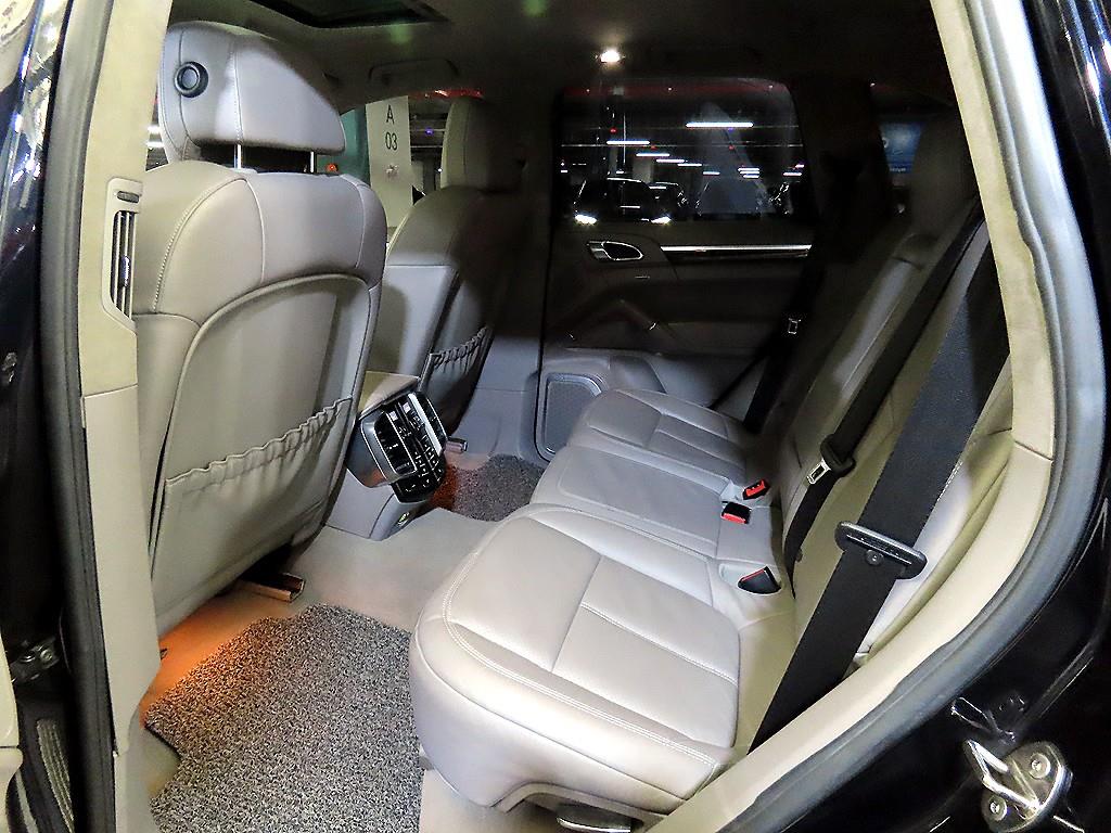 Porsche Cayenne - Vista 7