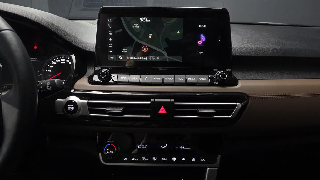 KIA Seltos - Vista 10