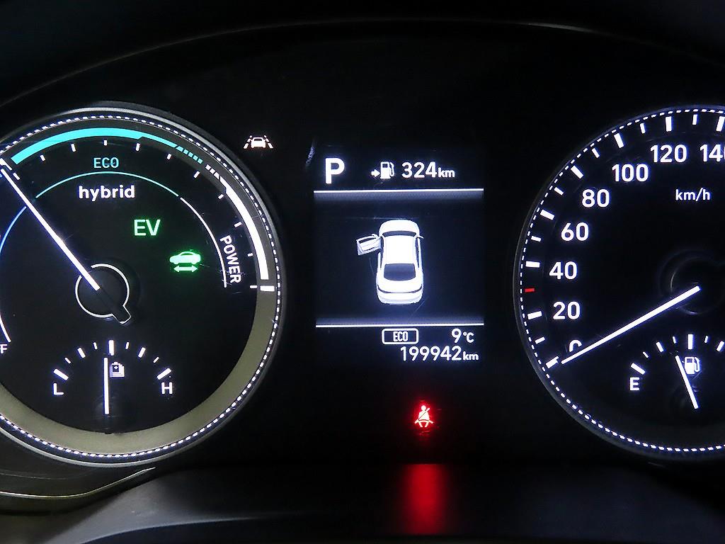 HYUNDAI Grandeur - Vista 9