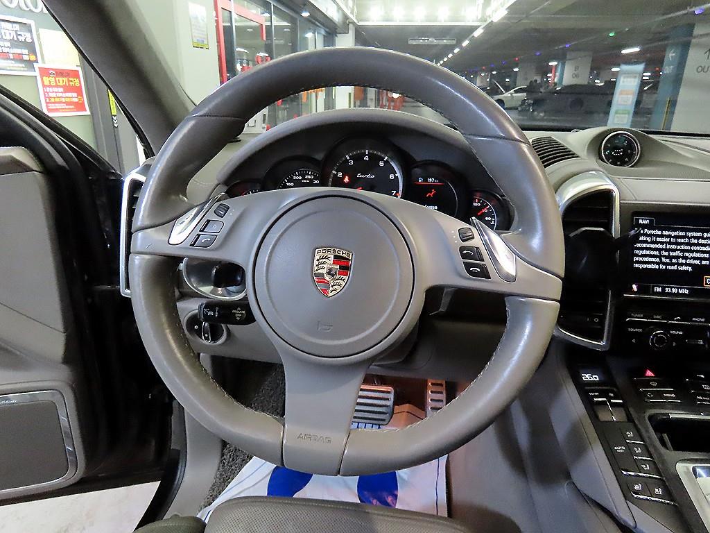 Porsche Cayenne - Vista 8