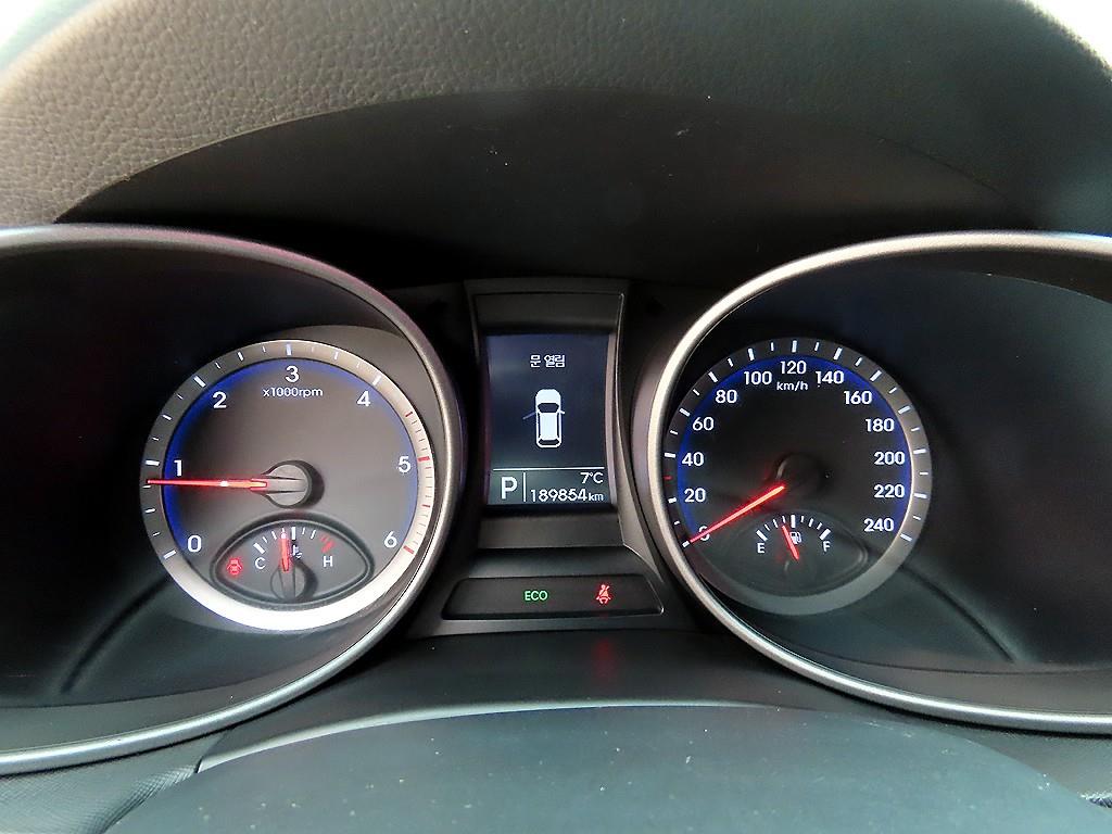 HYUNDAI Santa Fe - Vista 9