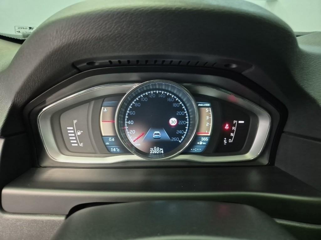 Volvo XC70 - Vista 6