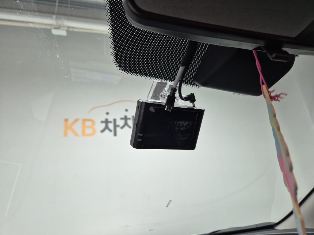 Ssangyong Tivoli 2018 Blanco - Importación desde Corea - HF Imports Iquique - Foto 16