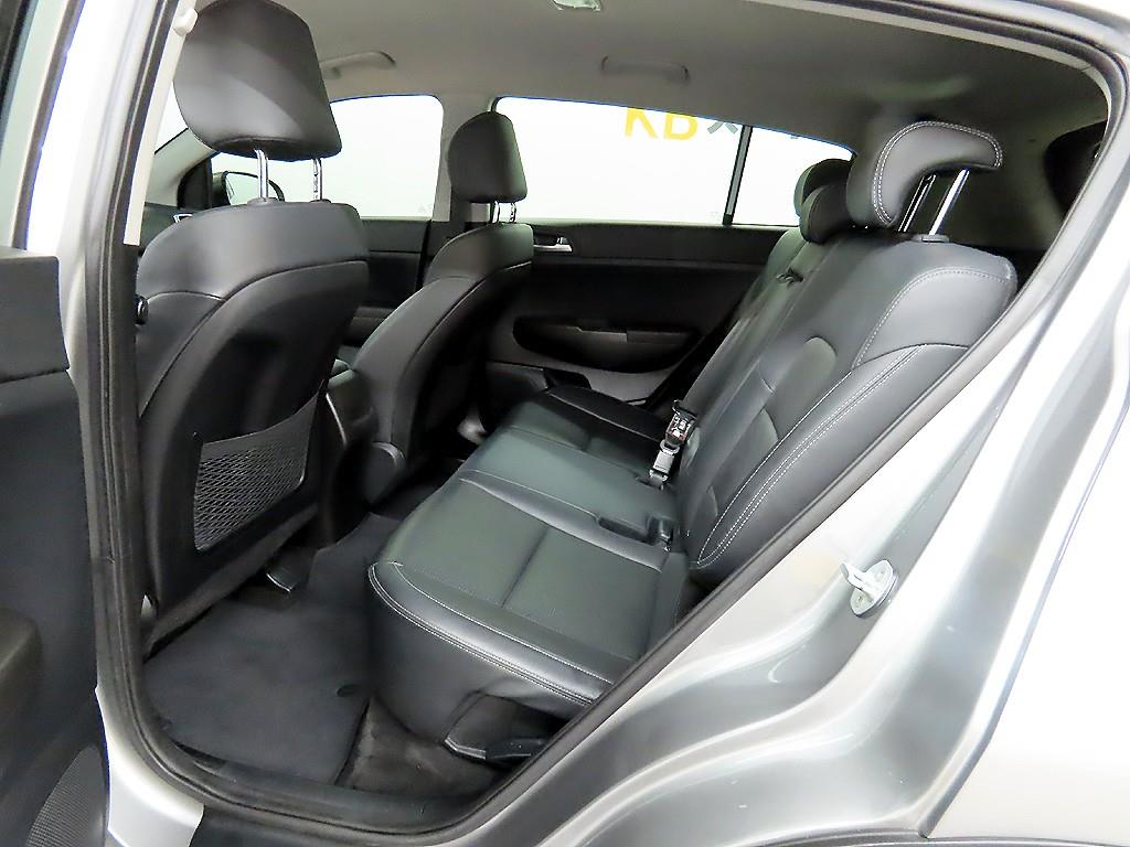 KIA Sportage - Vista 6