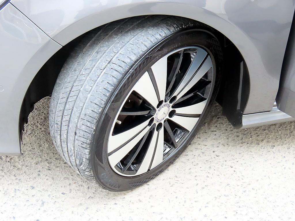 Mercedes Benz CLA Class 2017 Gris - Importación desde Corea - HF Imports Iquique - Foto 20