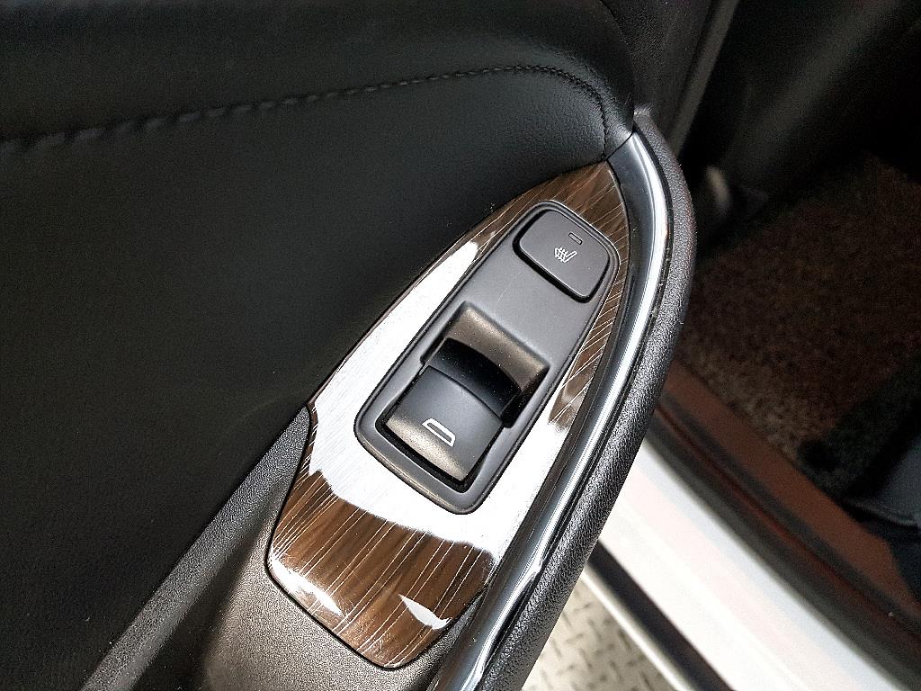 Chevrolet Malibu 2017 Blanco - Importación desde Corea - HF Imports Iquique - Foto 13