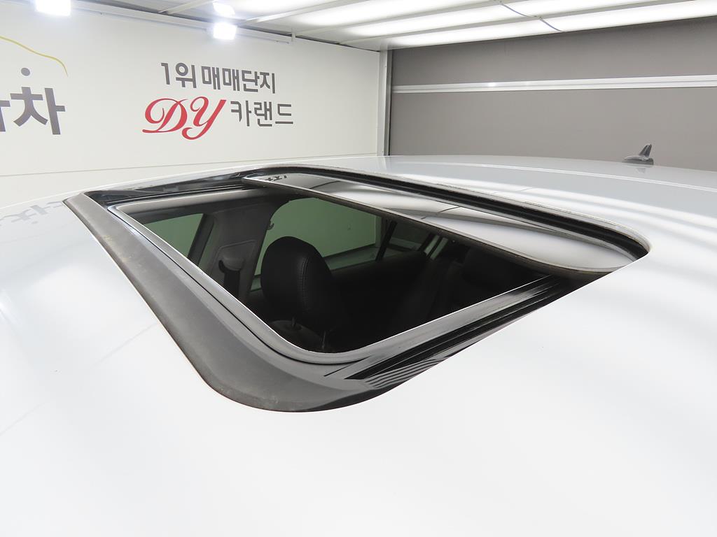 Volkswagen Golf 2013 Plateado - Importación desde Corea - HF Imports Iquique - Foto 17