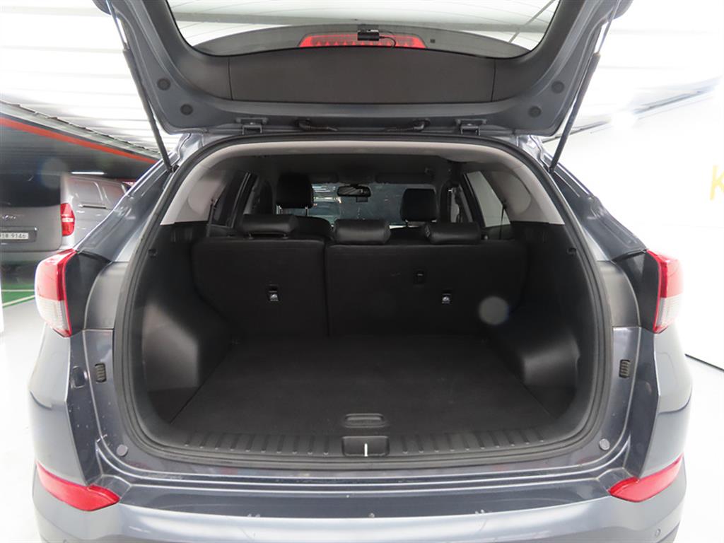 HYUNDAI Tucson 2018 Gris - Importación desde Corea - HF Imports Iquique - Foto 18