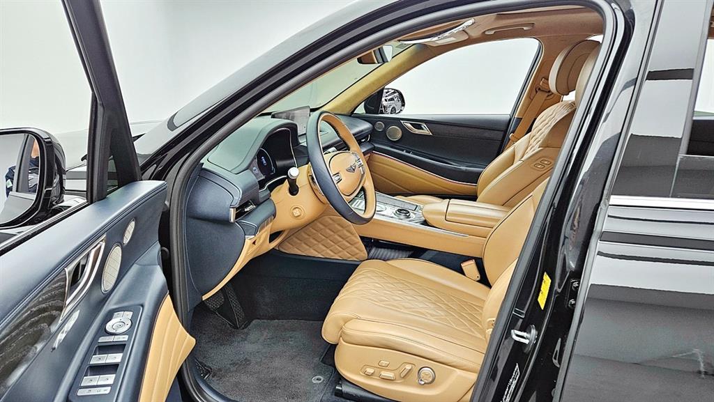 Genesis GV80 - Vista 10