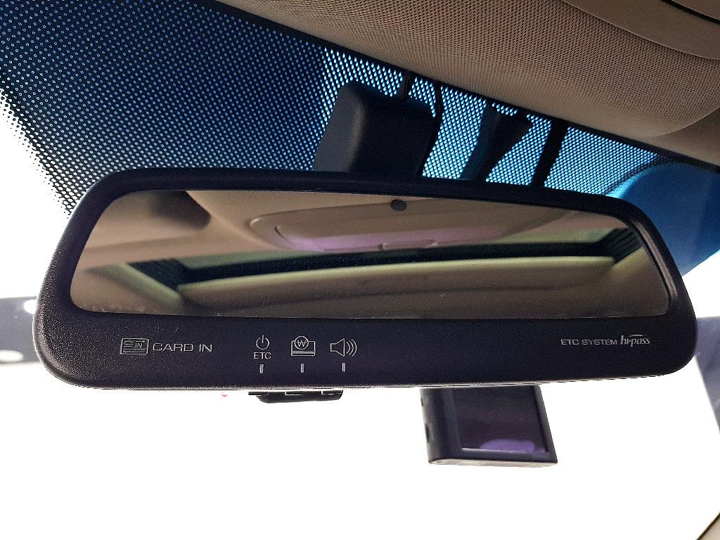 Ssangyong Korando - Vista 11