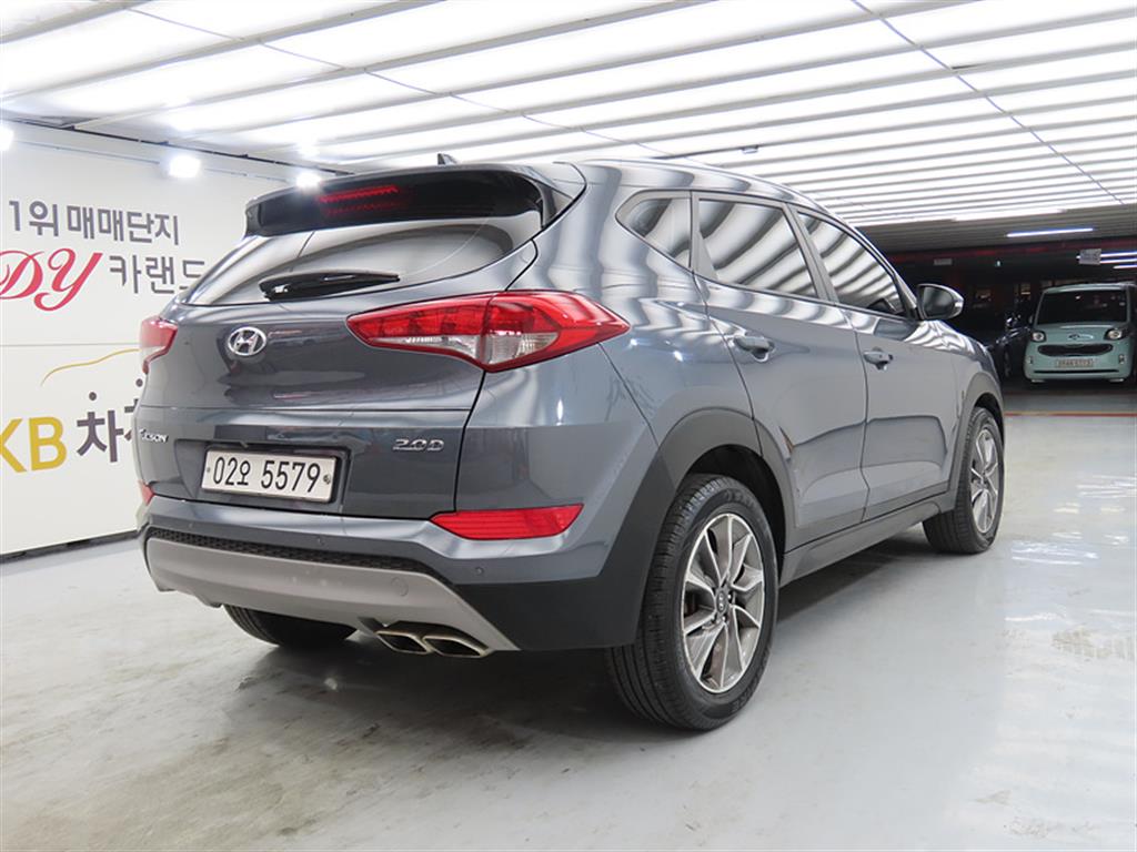 HYUNDAI Tucson - Vista 4