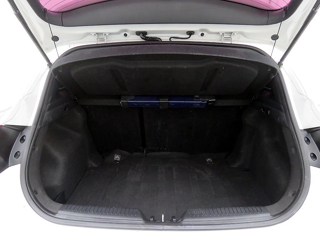 HYUNDAI i30 - Vista 5