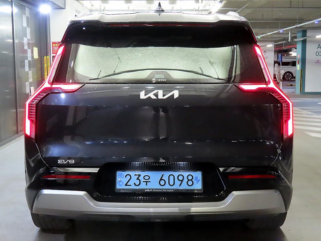KIA EV9 - Vista 5