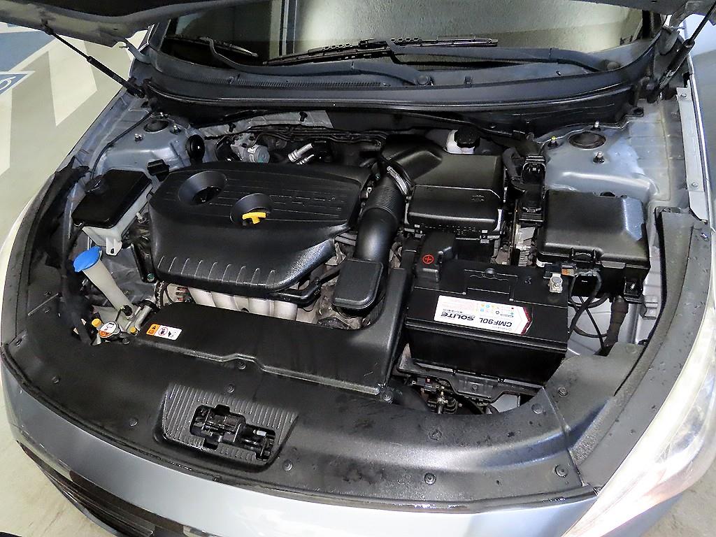 HYUNDAI Sonata 2016 Blanco - Importación desde Corea - HF Imports Iquique - Foto 18