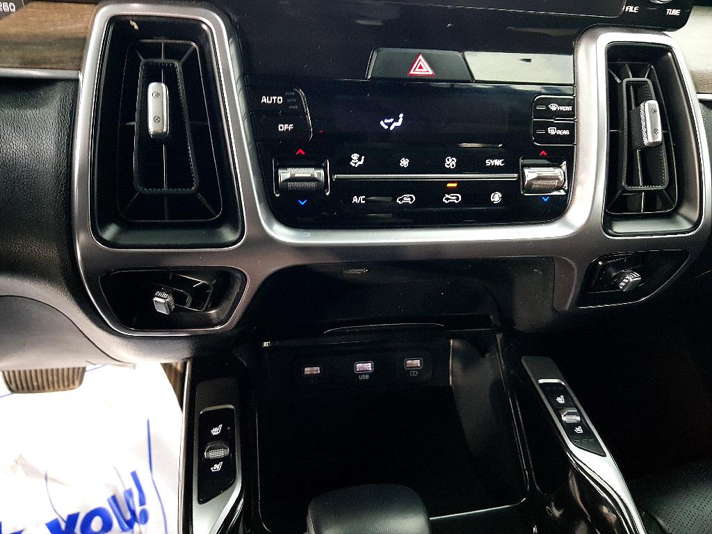 KIA Sorento - Vista 11
