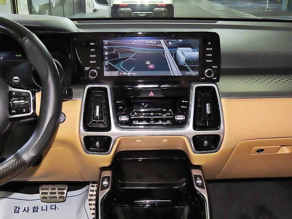 KIA Sorento - Vista 11