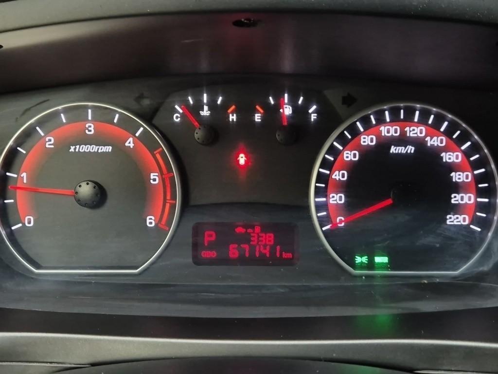 Ssangyong Korando - Vista 6