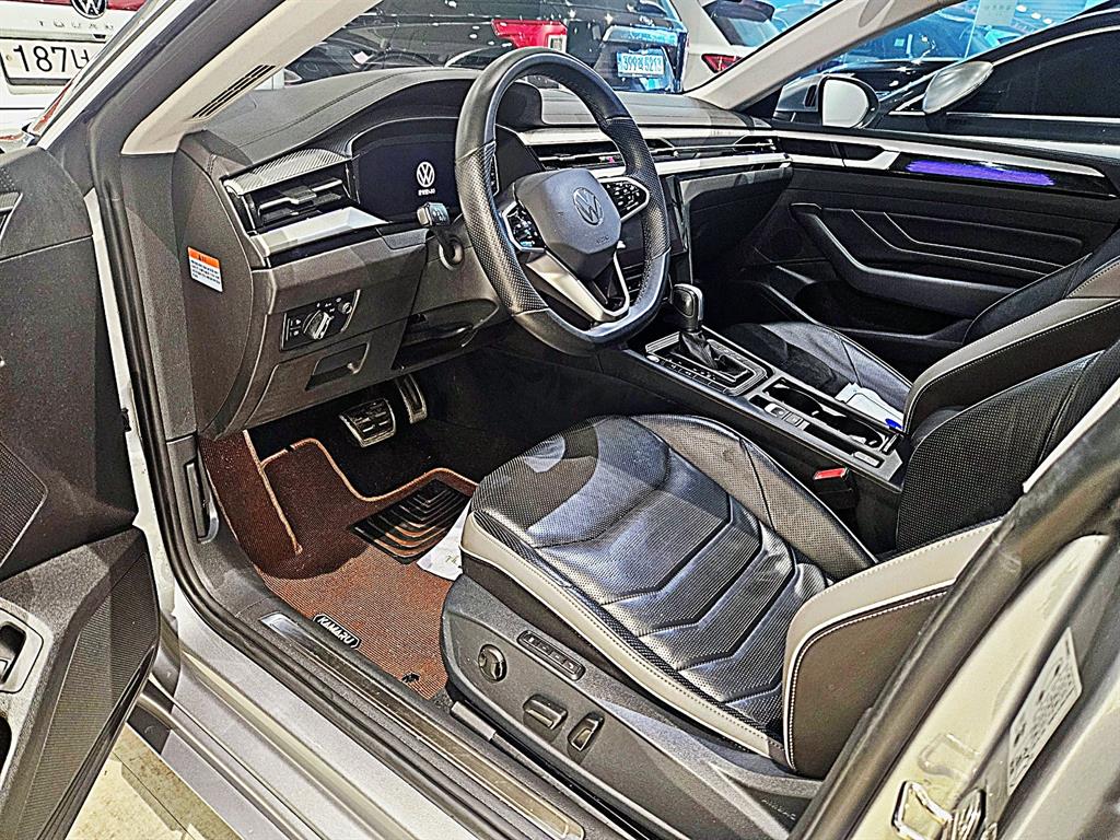 Volkswagen Arteon - Vista 12