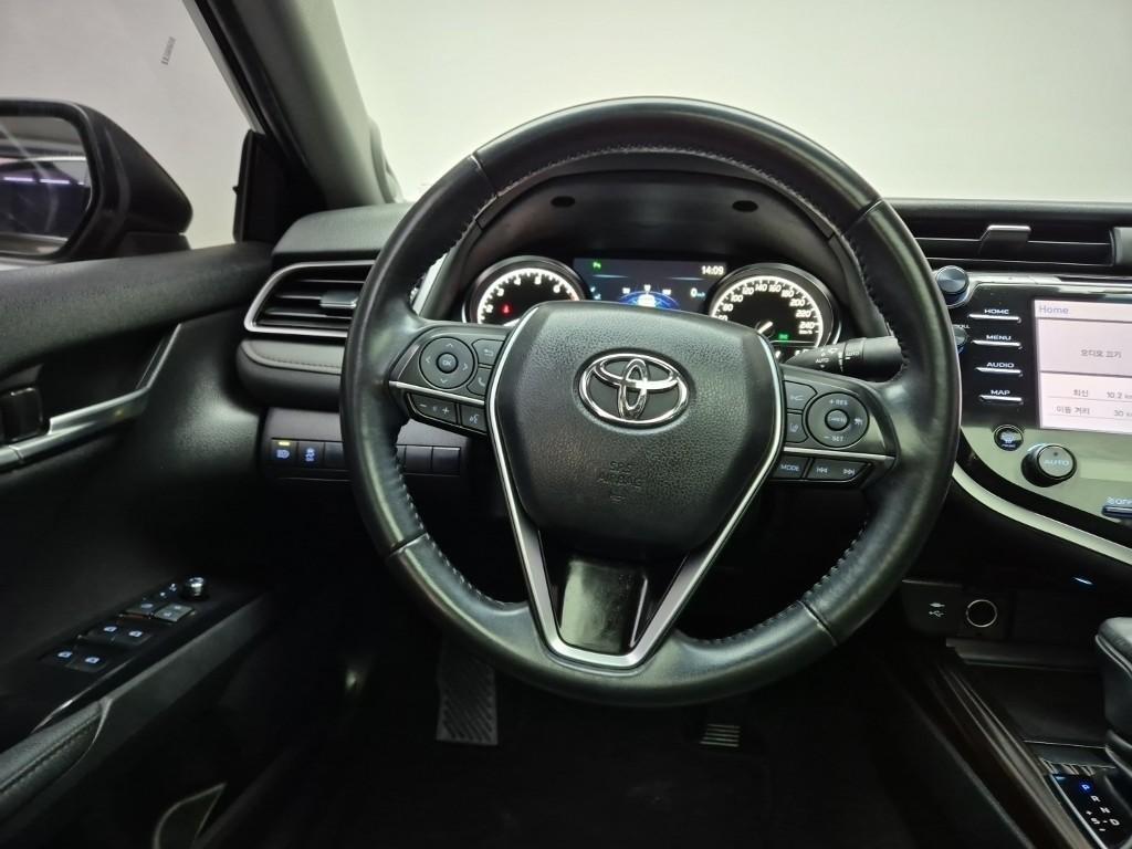 Toyota Camry - Vista 9