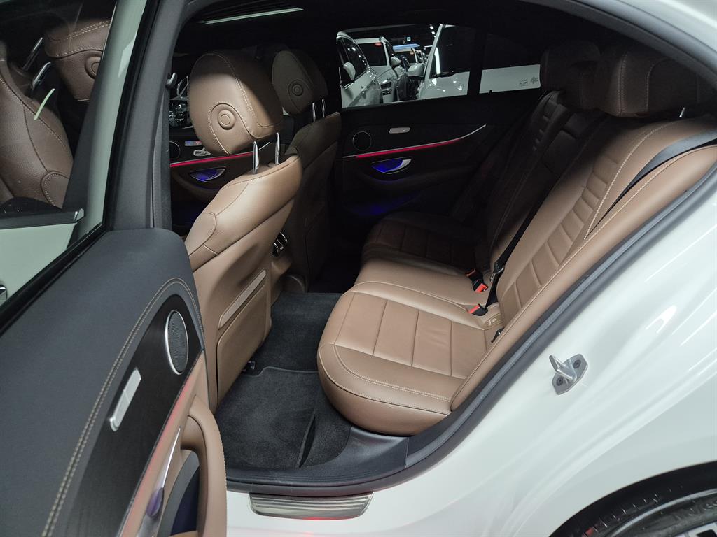 Mercedes Benz E class 2023 Blanco - Importación desde Corea - HF Imports Iquique - Foto 13