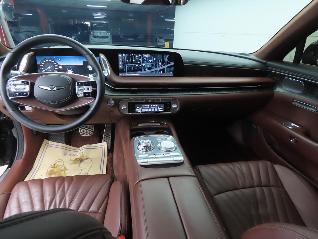 Genesis G90 - Vista 7