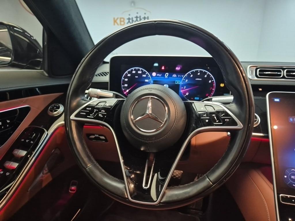 Mercedes Benz S Class - Vista 9