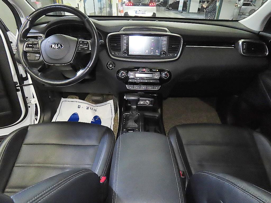 KIA Sorento - Vista 10