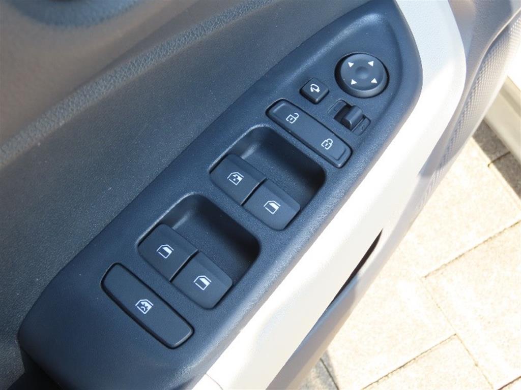 HYUNDAI Venue 2020 Blanco - Importación desde Corea - HF Imports Iquique - Foto 12