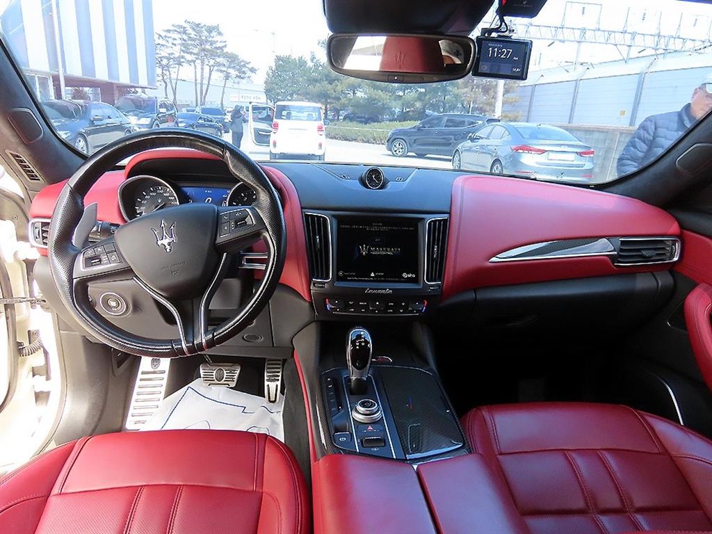 Maserati Levante - Vista 7