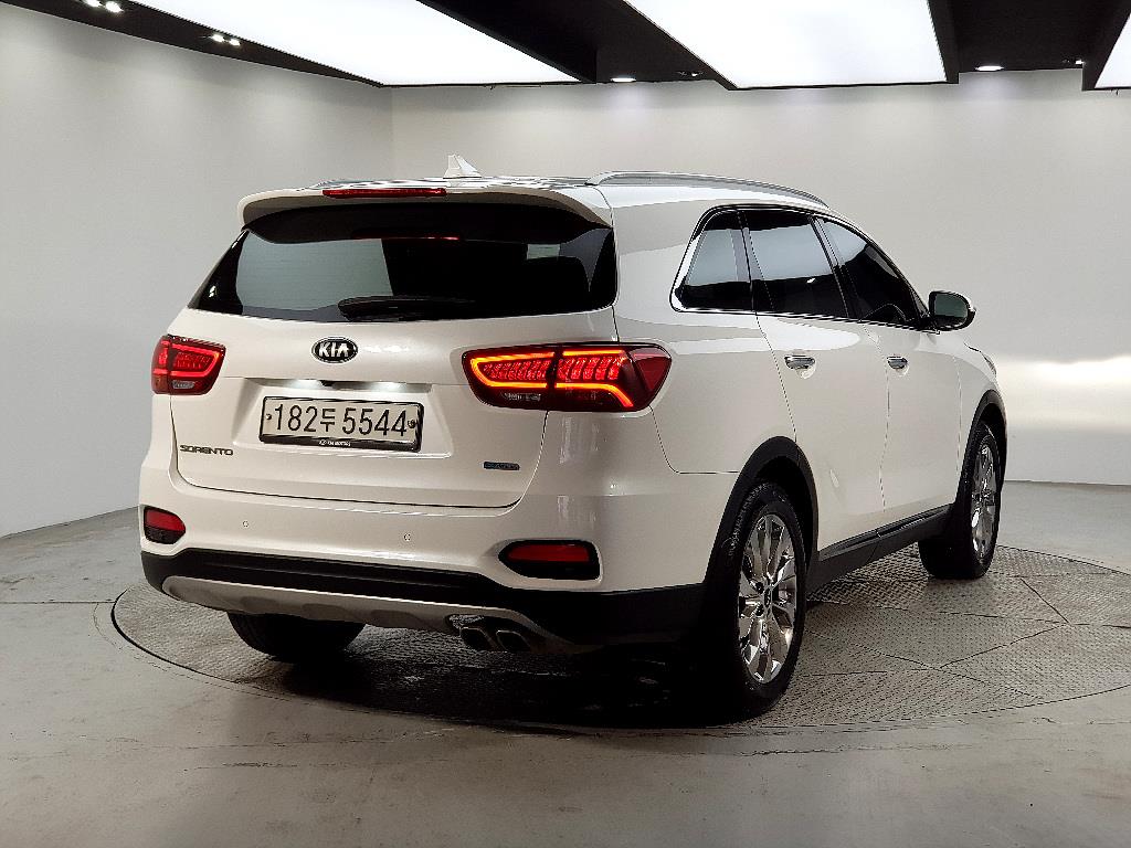 KIA Sorento - Vista 4
