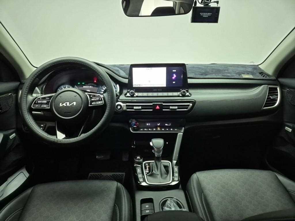 KIA Seltos - Vista 7