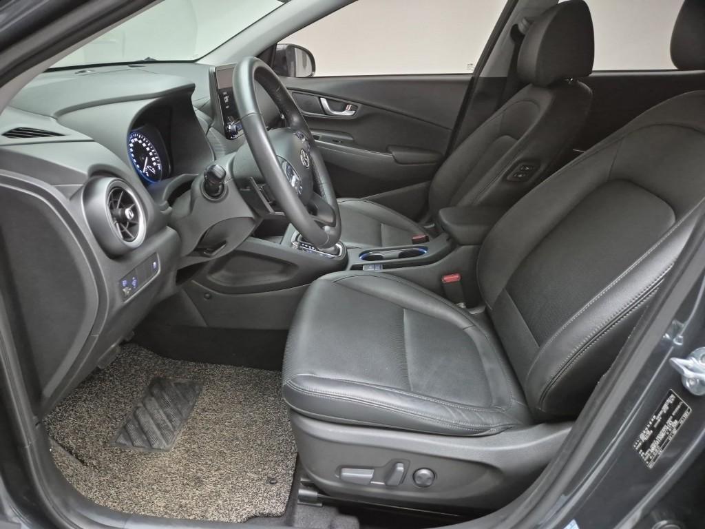 HYUNDAI Kona - Vista 11